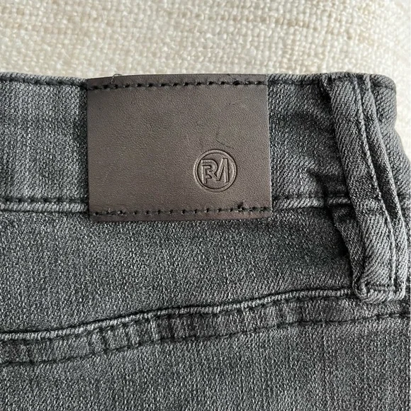 RFM | NWT Wide Leg Jeans in Vintage Black - Picture 7 of 10